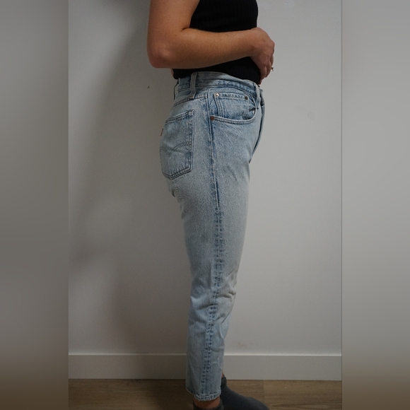 Levi's aritzia jeans - Picture 2 of 3